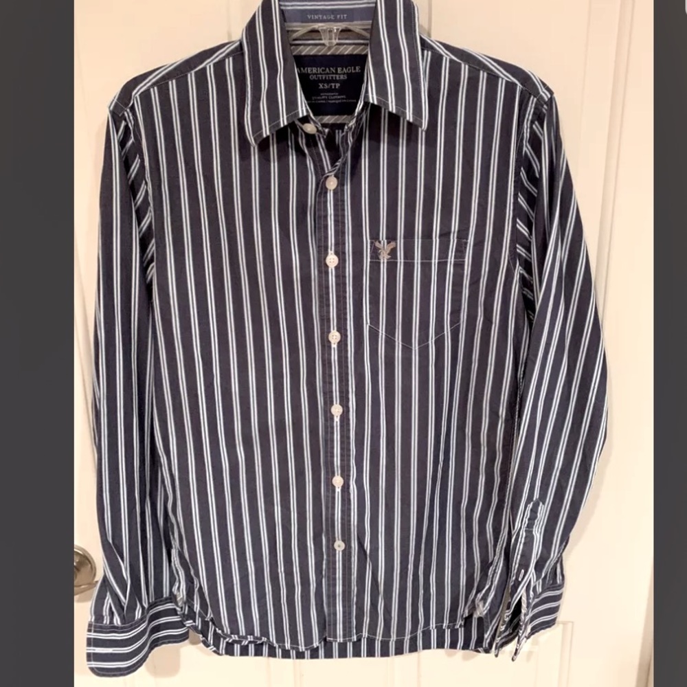 American Eagle Mens Vintage Fit Button Down Striped Shirt Sz XS GUC